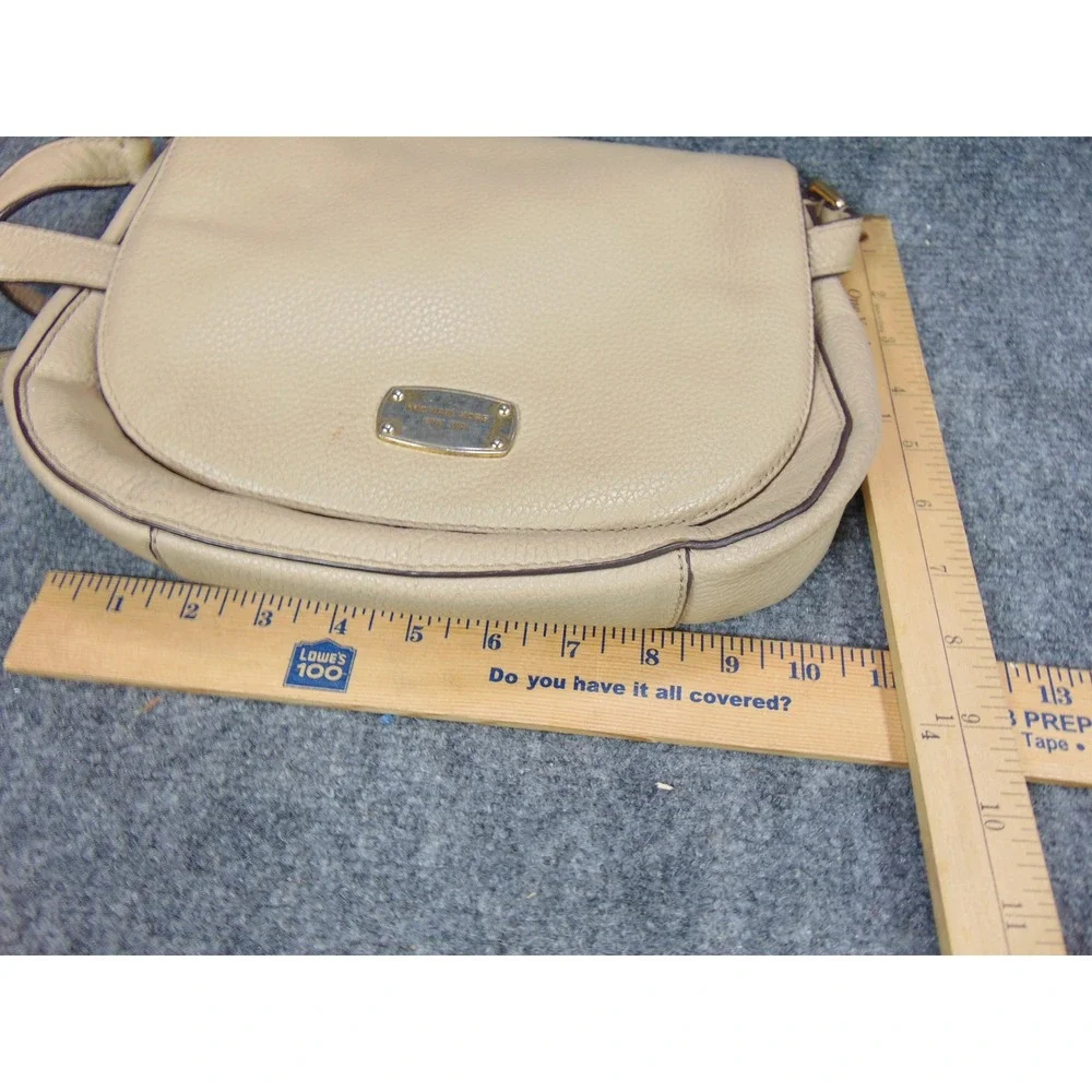 Michael Kors Bedford Crossbody Bag Tan Pebble Leather 38S7XBFM2L‎ Flaw